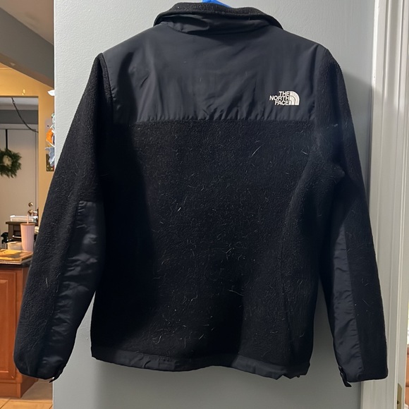 Black women’s small north face jacket - Picture 5 of 5